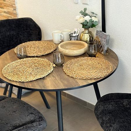 Blossom Apartment Garden View - Klimatisiert Φριντρισχάφεν Εξωτερικό φωτογραφία